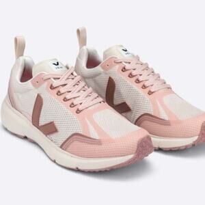 Veja CONDOR 2 ALVEOMESH NATURAL DRIED PETAL women's 7